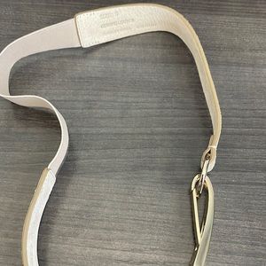 Leather and elastic belt great condition wore a couple times.